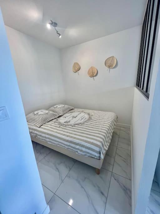 Studio 4 Couchages A 12 Min De La Plage A Pied Avec Wifi, Le Parking Est En Option Antibes Zewnętrze zdjęcie